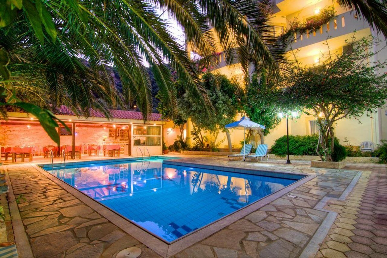 רודאקינון Sunrise Hotel & Apartments מראה חיצוני תמונה