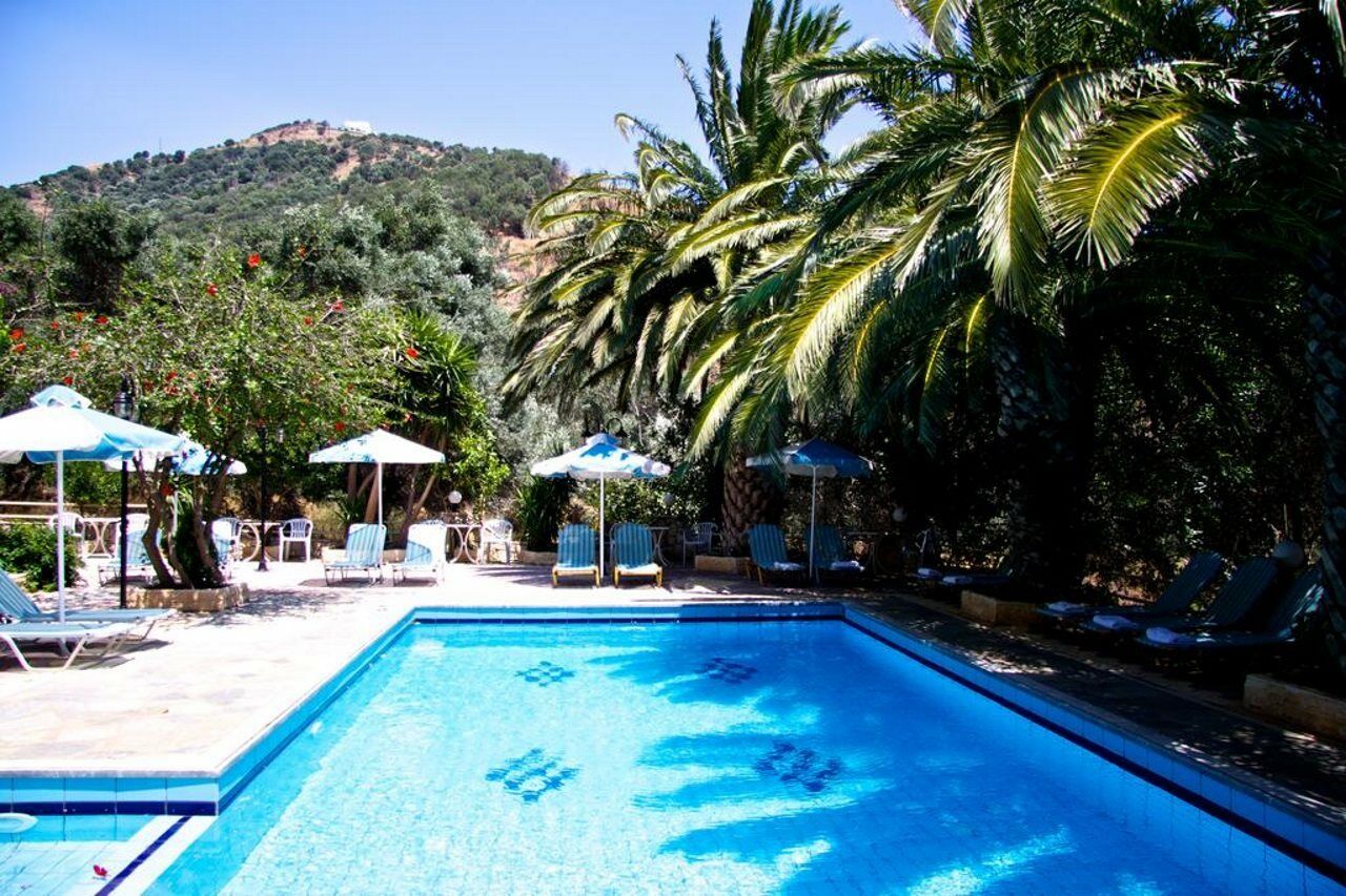 רודאקינון Sunrise Hotel & Apartments מראה חיצוני תמונה
