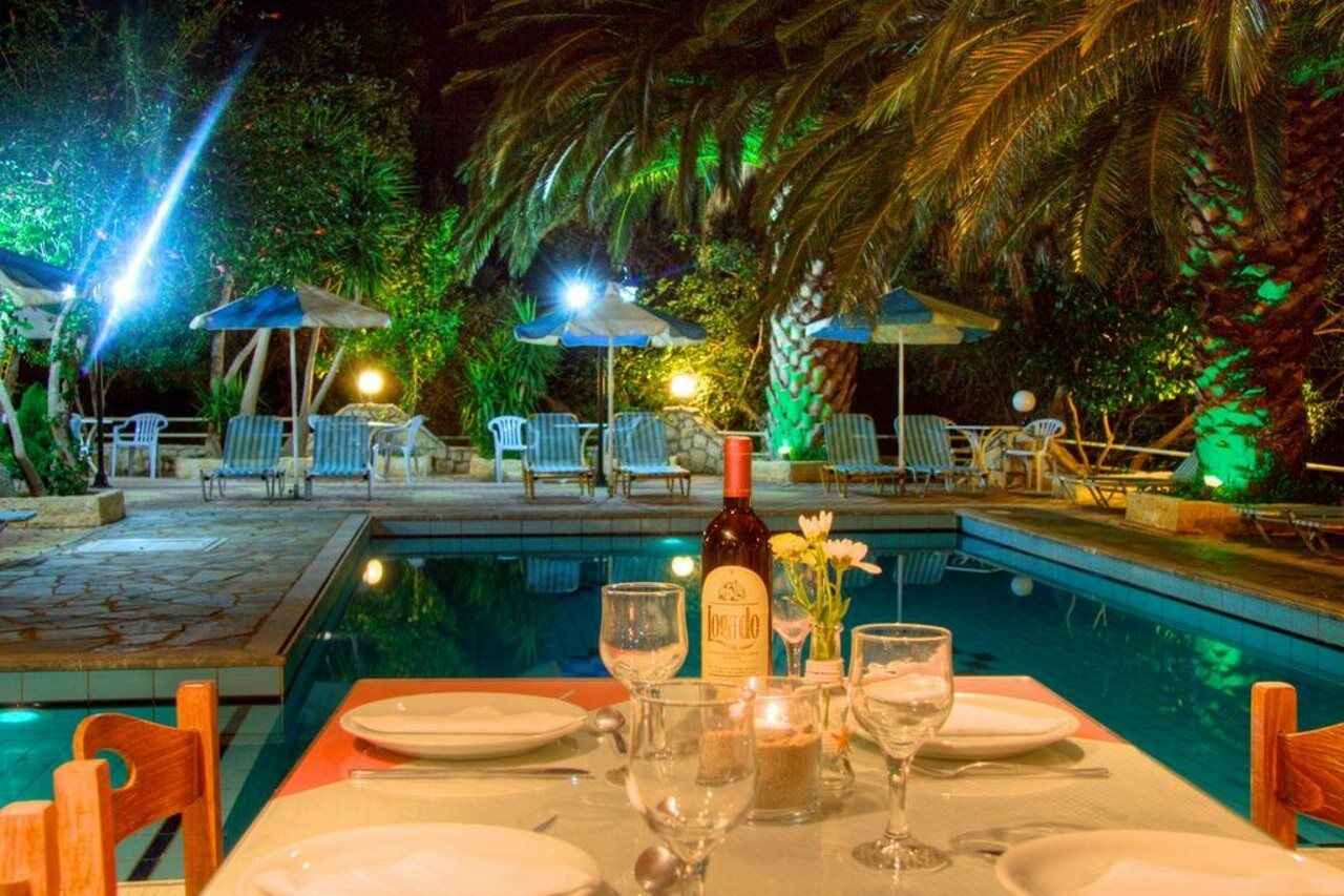 רודאקינון Sunrise Hotel & Apartments מראה חיצוני תמונה